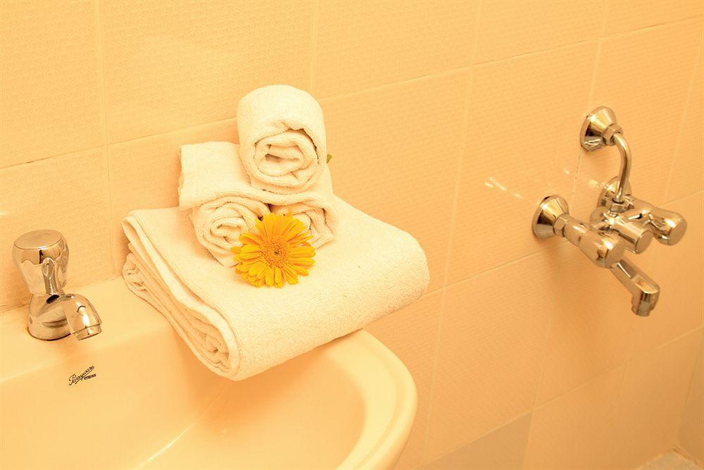 Arra Suites Kempegowda Airport Hotel Bangalore Eksteriør bilde