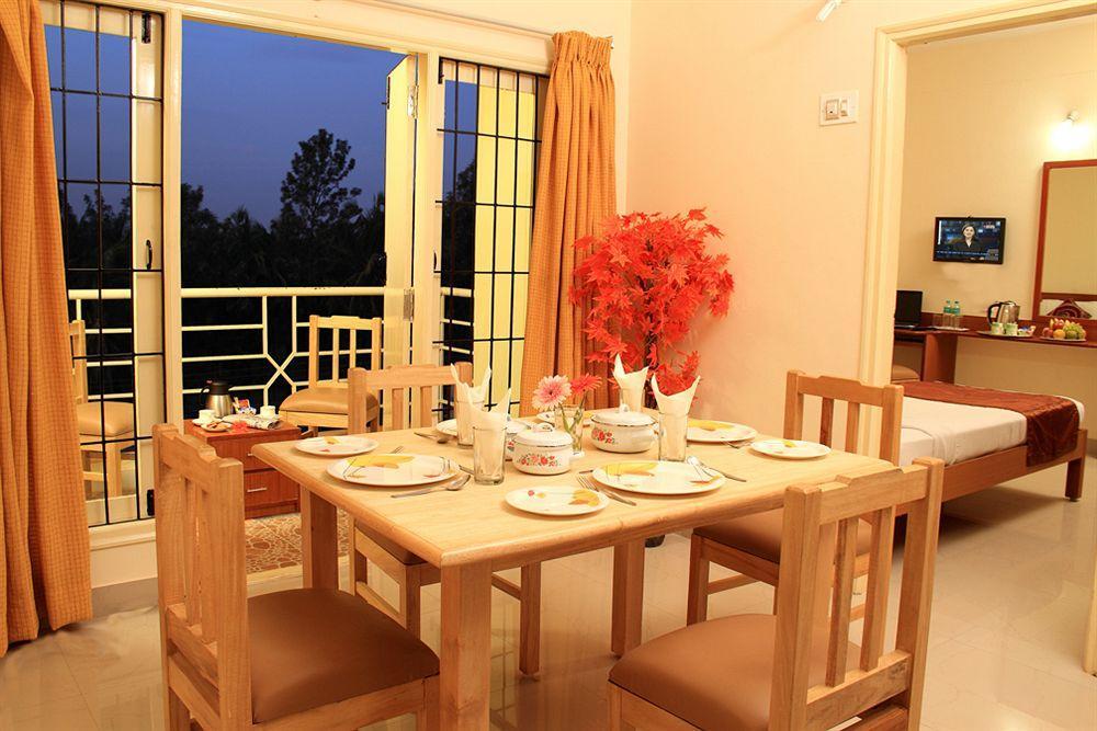 Arra Suites Kempegowda Airport Hotel Bangalore Eksteriør bilde