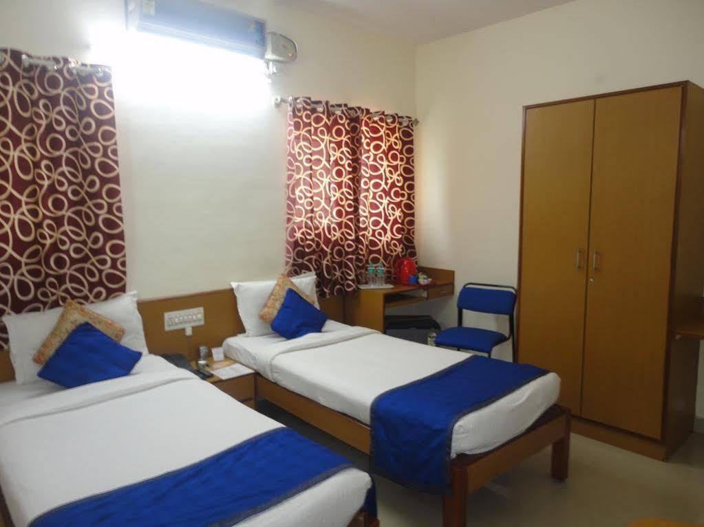 Arra Suites Kempegowda Airport Hotel Bangalore Eksteriør bilde