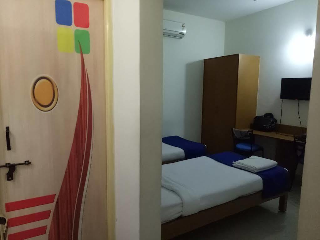 Arra Suites Kempegowda Airport Hotel Bangalore Eksteriør bilde